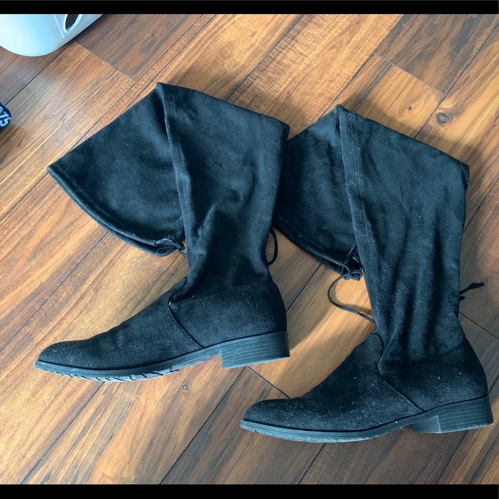 Black boots